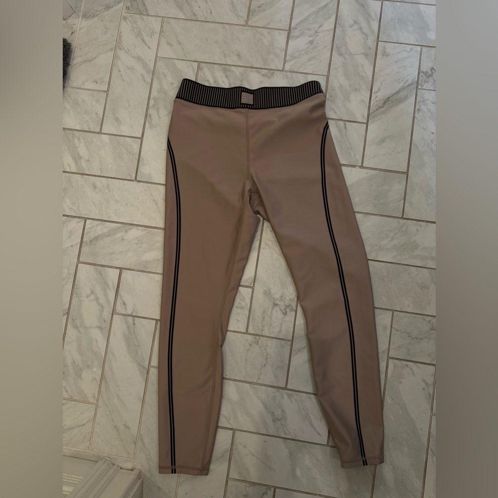 Alo leggings